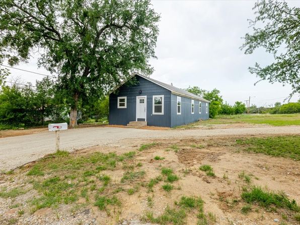 1202 SW 11th Ave, Mineral Wells, TX 76067