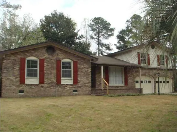 107 Pelican St, Ladson, SC 29456