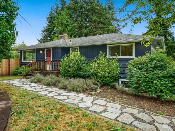 20530 Poplar Way, Lynnwood, WA 98036