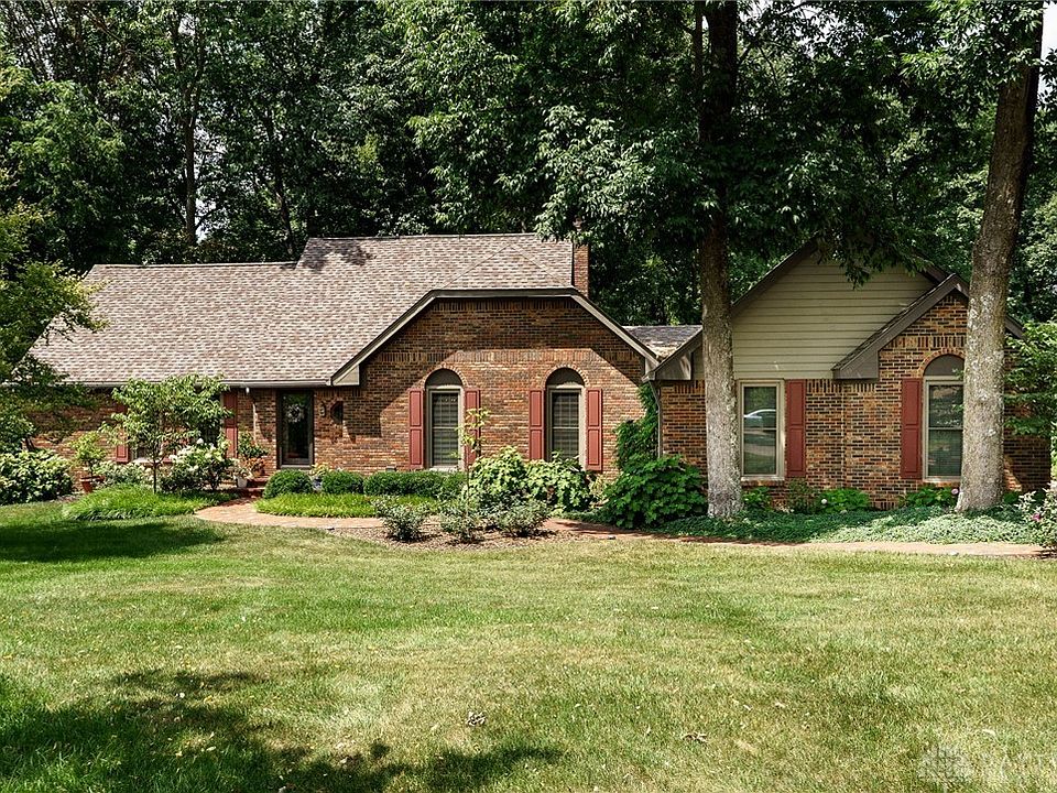 1st image of 7600 Whispering Oaks Trl