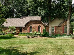 7600 Whispering Oaks Trl, Tipp City, OH 45371