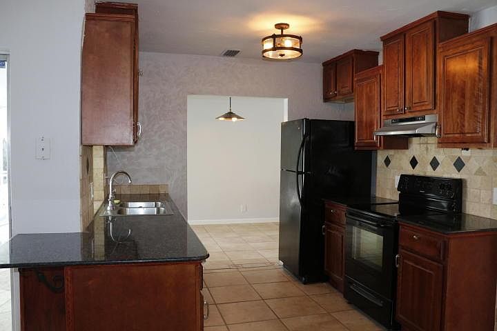 2nd image of 104 Orchard Ridge Ln #104