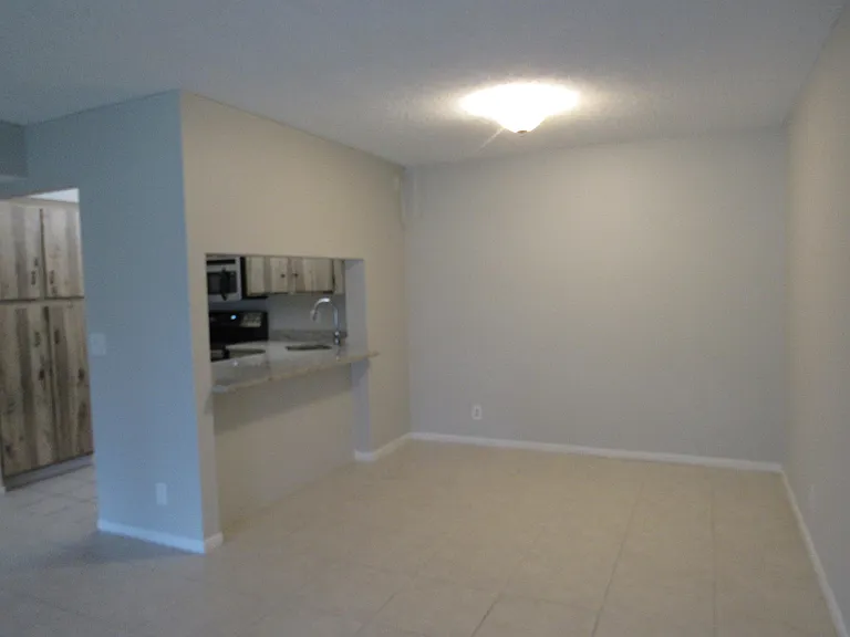 703 Sunny Pine Way #G2 — Photo 4