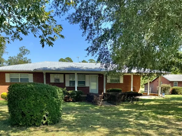 5094 Smokey Rd, Graceville, FL 32440