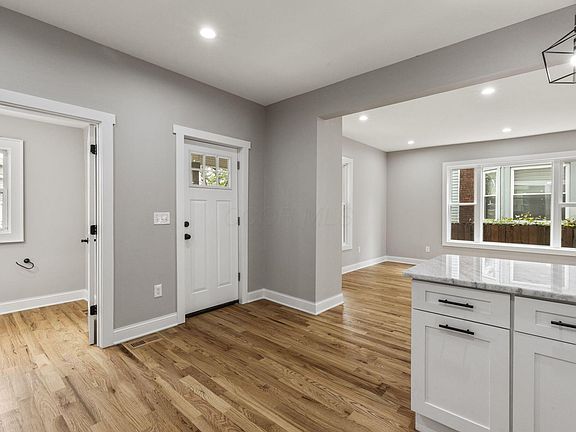 5th image of 338 Chittenden Ave