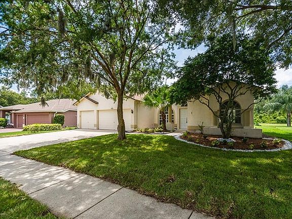 2nd image of 19603 Wyndmill Cir