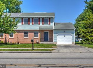 25 Filbert St, Hanover, PA 17331