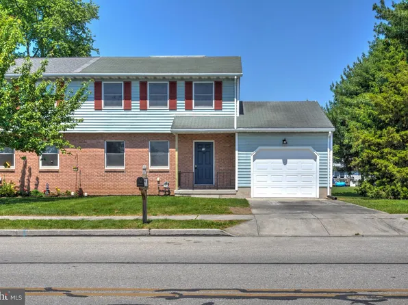 25 Filbert St, Hanover, PA 17331