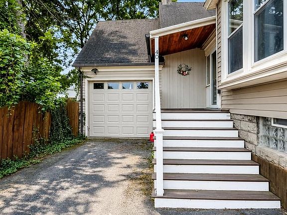 3rd image of 40 Ross St