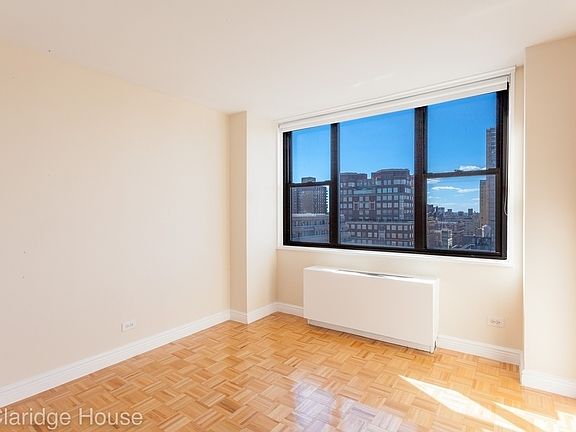 3rd image of 201 E 87th St APT 23f