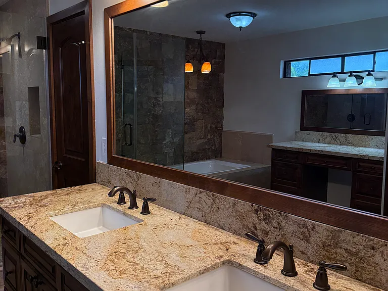 Dual sinks in primary bathroom