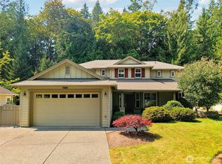 442 Rainier Ln, Port Ludlow, WA 98365