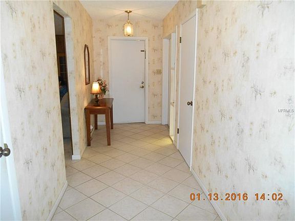4th image of 5109 Greenbrook Ln