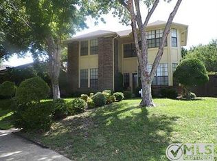 2163 Falcon Ridge Dr, Carrollton, TX 75010