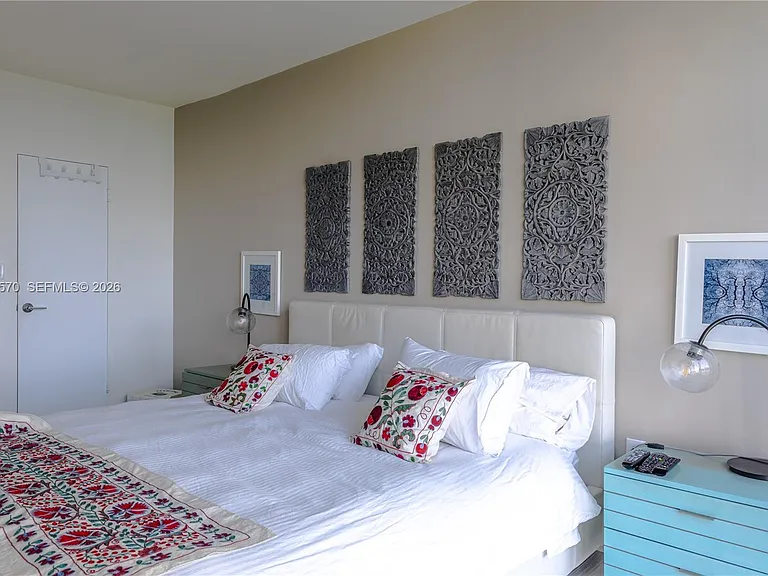 10275 Collins Ave #634 — Photo 26