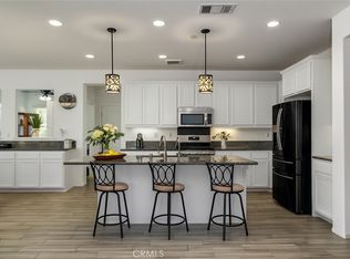 27937 Pleasant Bay Cir, Menifee, CA 92585