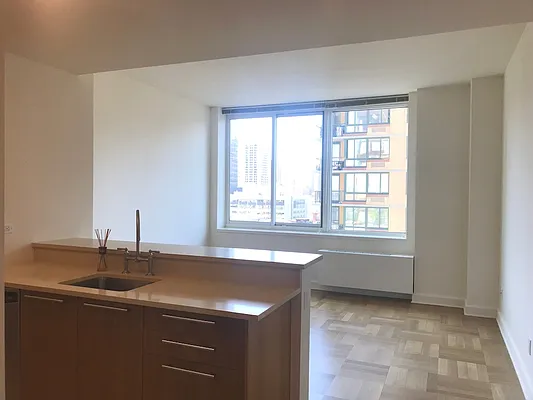 Rented by Windsor Property Management | media 2