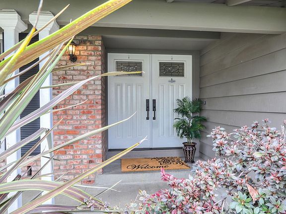 2nd image of 1578 Trevor Dr