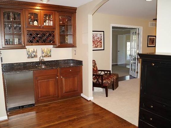 Butler's pantry