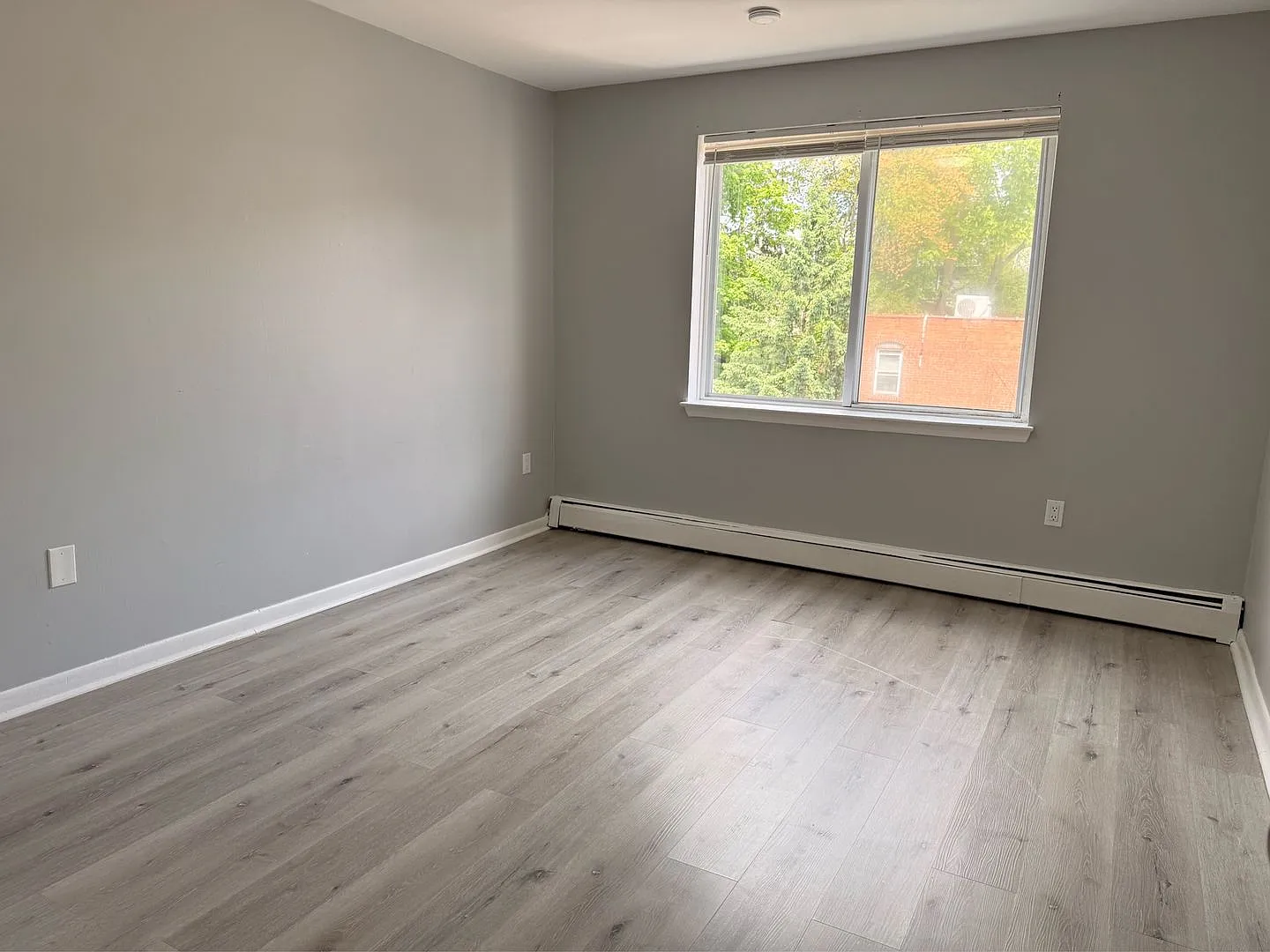 145 Sisson Avenue — Photo 4