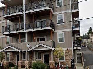 516 32nd St #B102, Bellingham, WA 98225