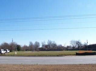 2011 S Park Ave, Stuttgart, AR 72160