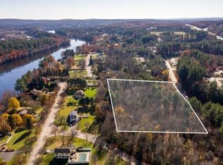 269 W River Rd, Hooksett, NH 03106