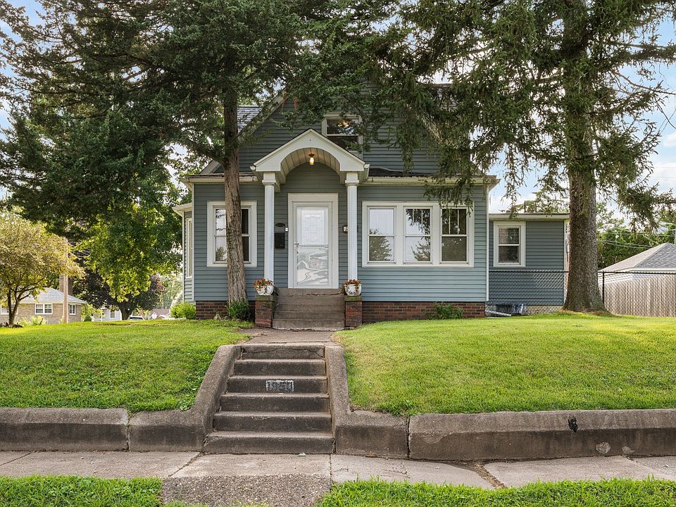 1st image of 1850 39th St