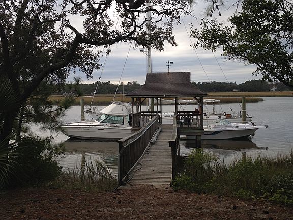 Dock1