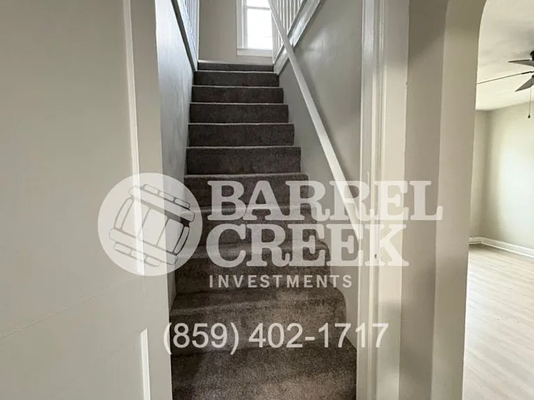 309 Richmond Ave — Photo 9