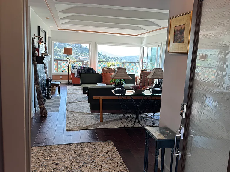 Ridgecrest Dr — Photo 16