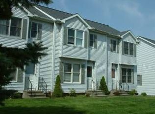 4 Hakim St, Danbury, CT 06810