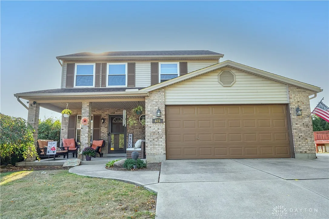 625 Meadow Brook Pl photo 1