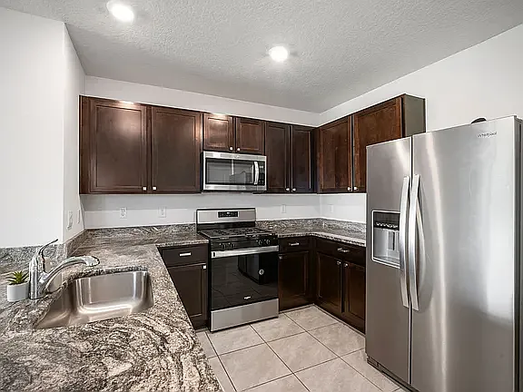 35694 Sunflower Hill Dr — Photo 11