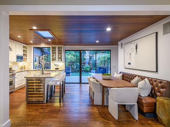 3rd image of 309 Kent Avenue