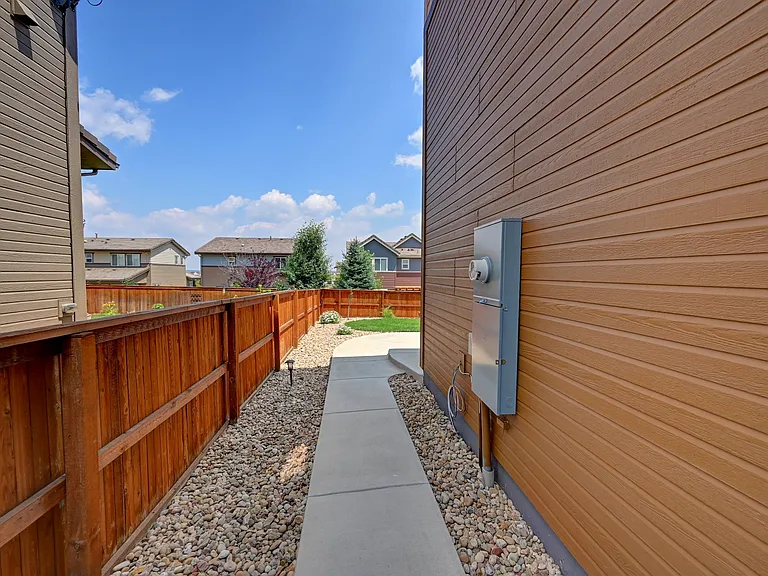 14034 Touchstone St — Photo 32