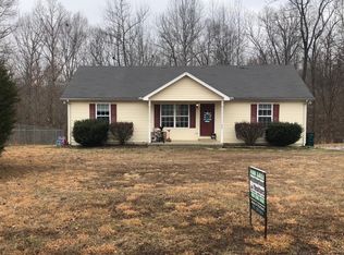405 Station Dr, Waverly, TN 37185