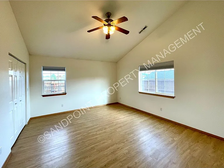 1901 Arbor Way — Photo 8