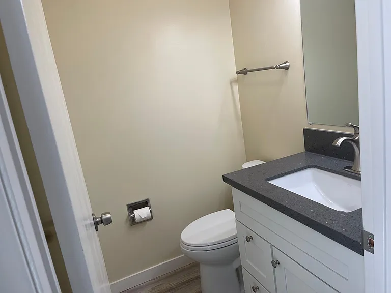 3639 Walnut St #8 — Photo 14