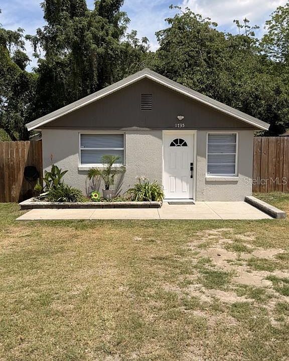 1st image of 1735 SW 1st St