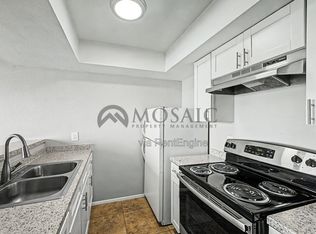 1920 N 32nd St #211, Phoenix, AZ 85008