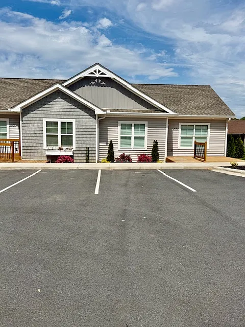 201 Rock Barn Rd NE #203-D203