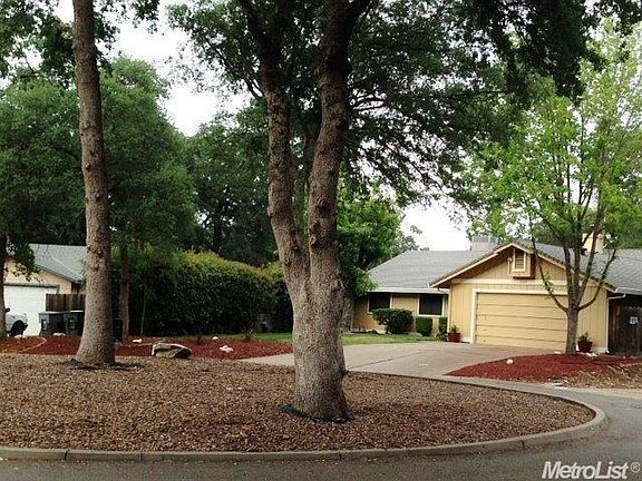 2nd image of 3625 Woodglade Ct