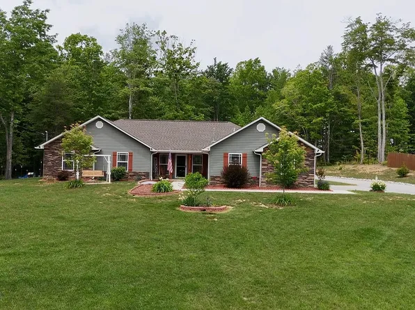 354 Kayla Ln, Oneida, TN 37841