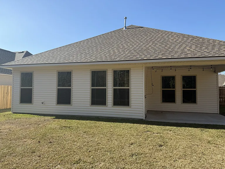 15490 Ralph Christy Dr — Photo 3
