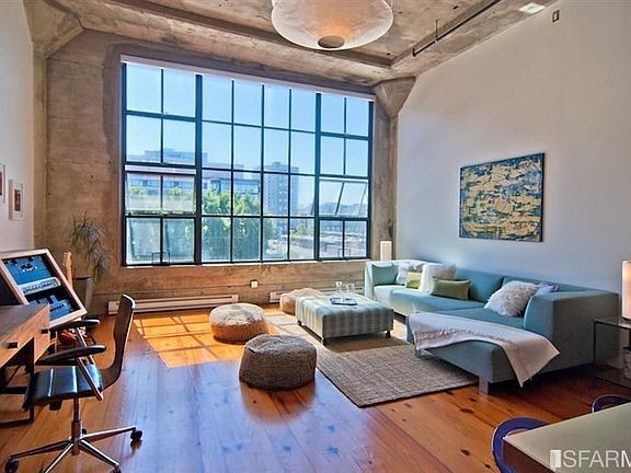 4th image of 601 4th St Unit 309