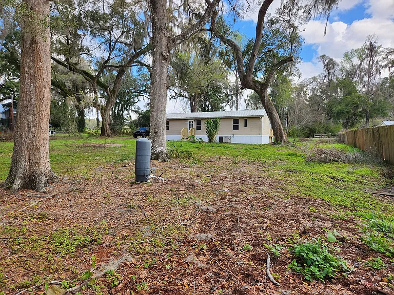 11642 SE 50th Avenue Rd — Photo 17