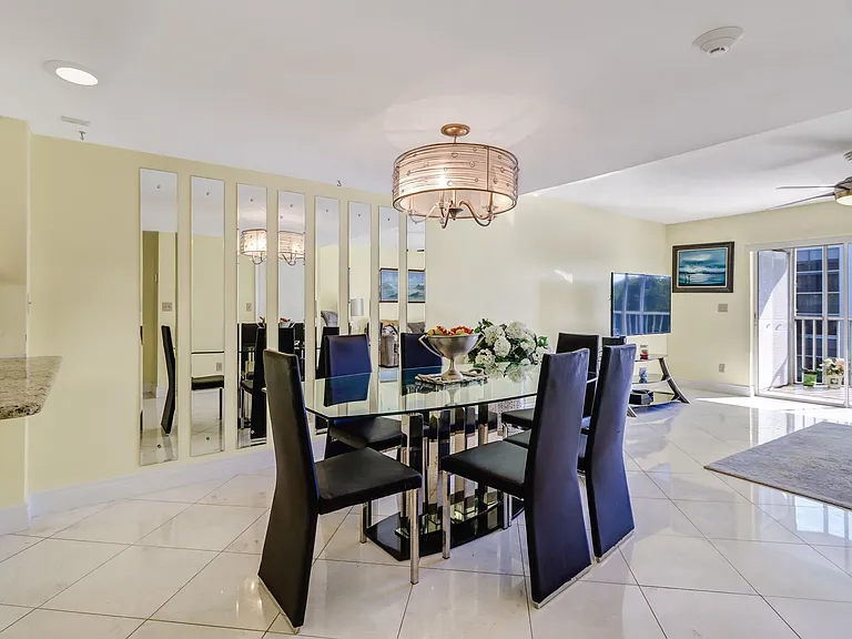 4511 Bay Beach Ln #315 — Photo 5