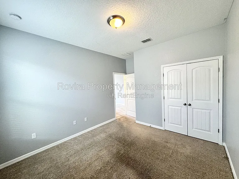 3221 Olivia Breeze Dr — Photo 14