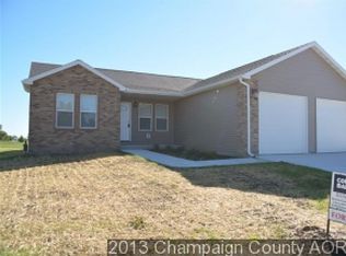 705 S Elm, Arcola, IL 61910